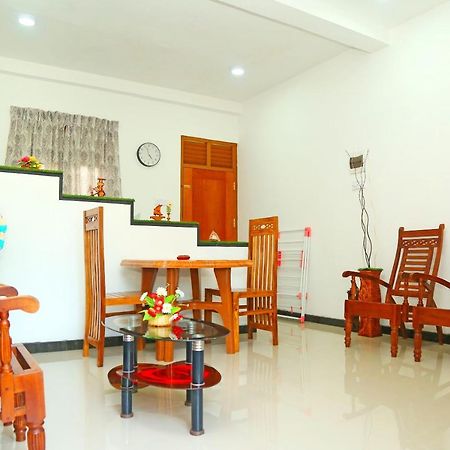 Global Lake Villa Hikkaduwa Ngoại thất bức ảnh