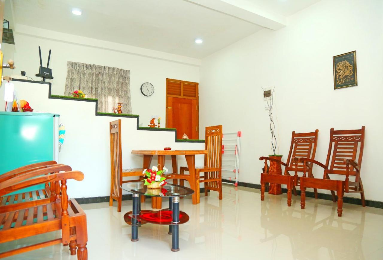 Global Lake Villa Hikkaduwa Ngoại thất bức ảnh