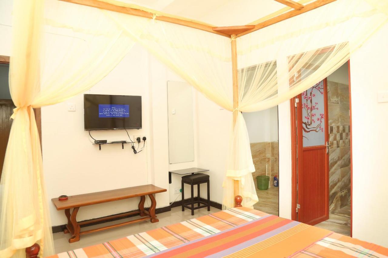 Global Lake Villa Hikkaduwa Ngoại thất bức ảnh