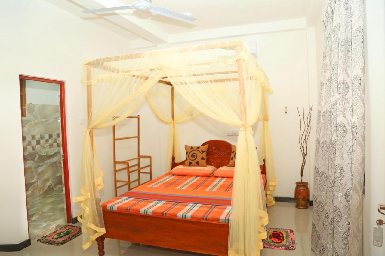 Global Lake Villa Hikkaduwa Ngoại thất bức ảnh