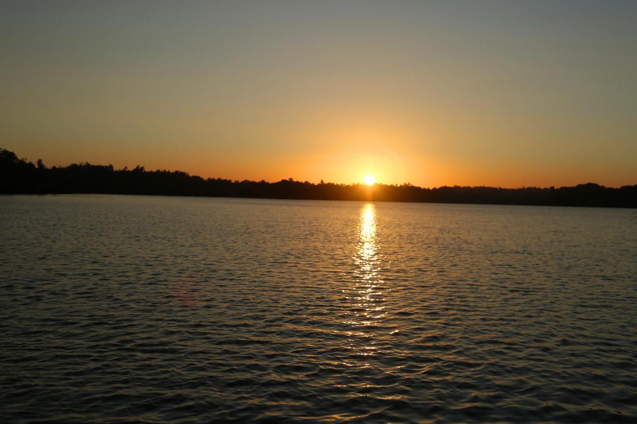 Global Lake Villa Hikkaduwa Ngoại thất bức ảnh